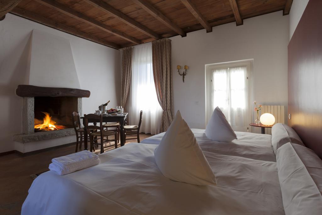 Agriturismo Cascina Marzana Hotel Pavía Exterior foto